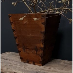 oude stoere houten bak
