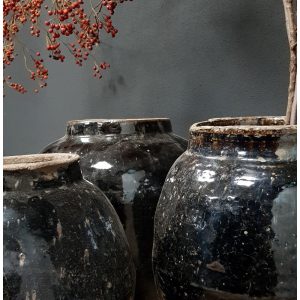 antieke pot glazuur zwart