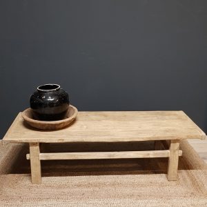 oud houten salontafel