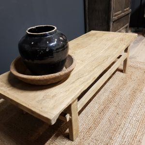 oud houten salontafel