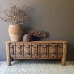 Indiaas wandtafel snijwerk