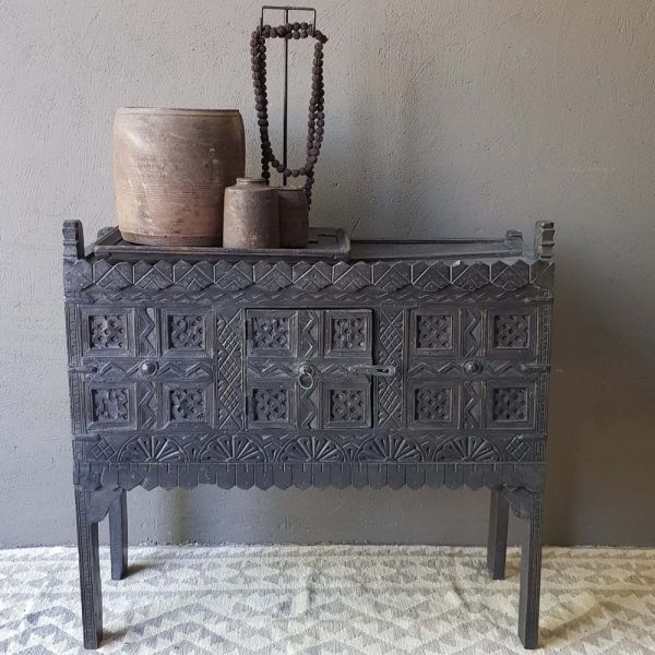 Indiaas dressoir