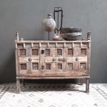 Fraai antiek Indiaas dressoir