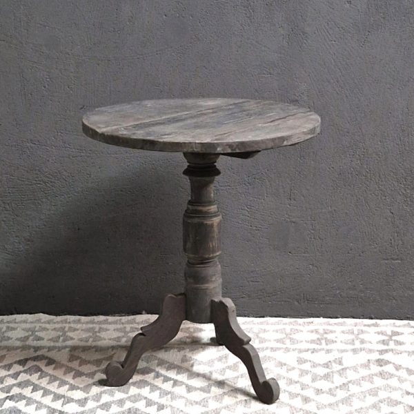 Oud teakhouten wijntafel