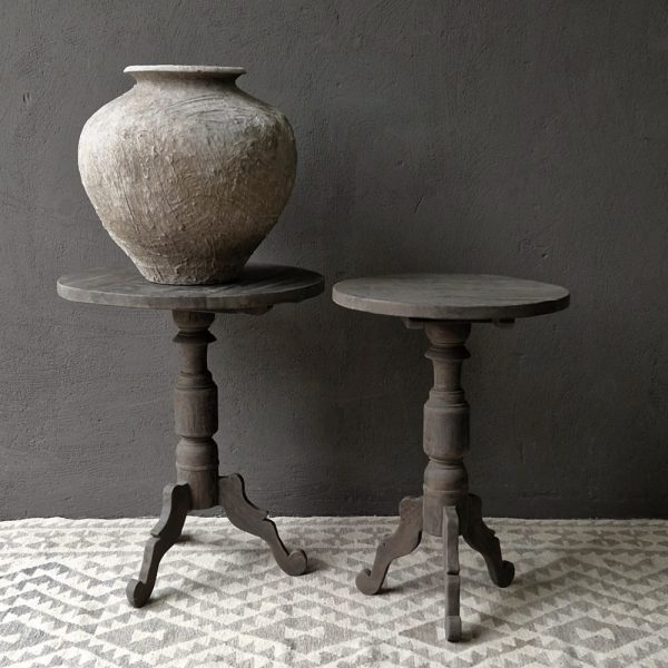 Oud teakhouten wijntafel