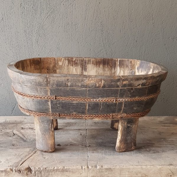 ovale oud houten bak op pootjes