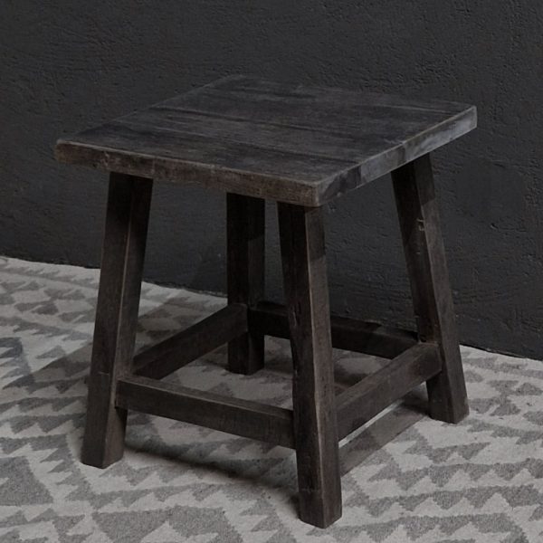 Old teak bijzet tafeltje