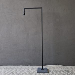 Vloerlamp Froukje op natuurstenen voet