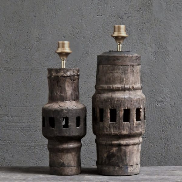 Lamp van oud Indiaas tandwiel