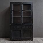 Vintage vitrine kast zwart